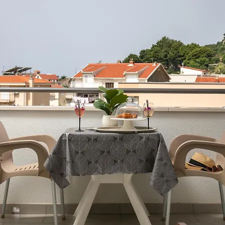 Διαμέρισμα Sea View M