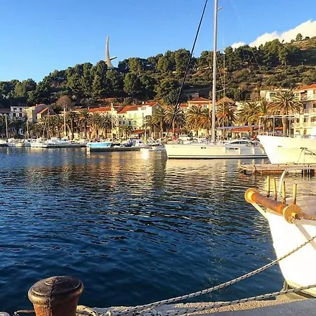 Sea View M