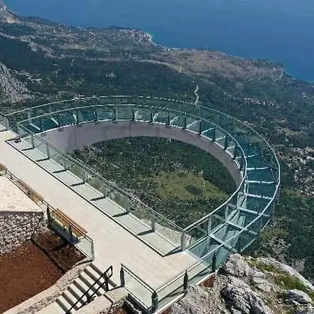 Apartment Sea View M